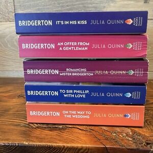 Bridgerton Series Lot of 5‎ Julia Quinn Soft Cover Paper Back Romance Regency